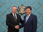 Вопросы сотрудничества в борьбе с терроризмом обсудили Асанов и посол США в РК